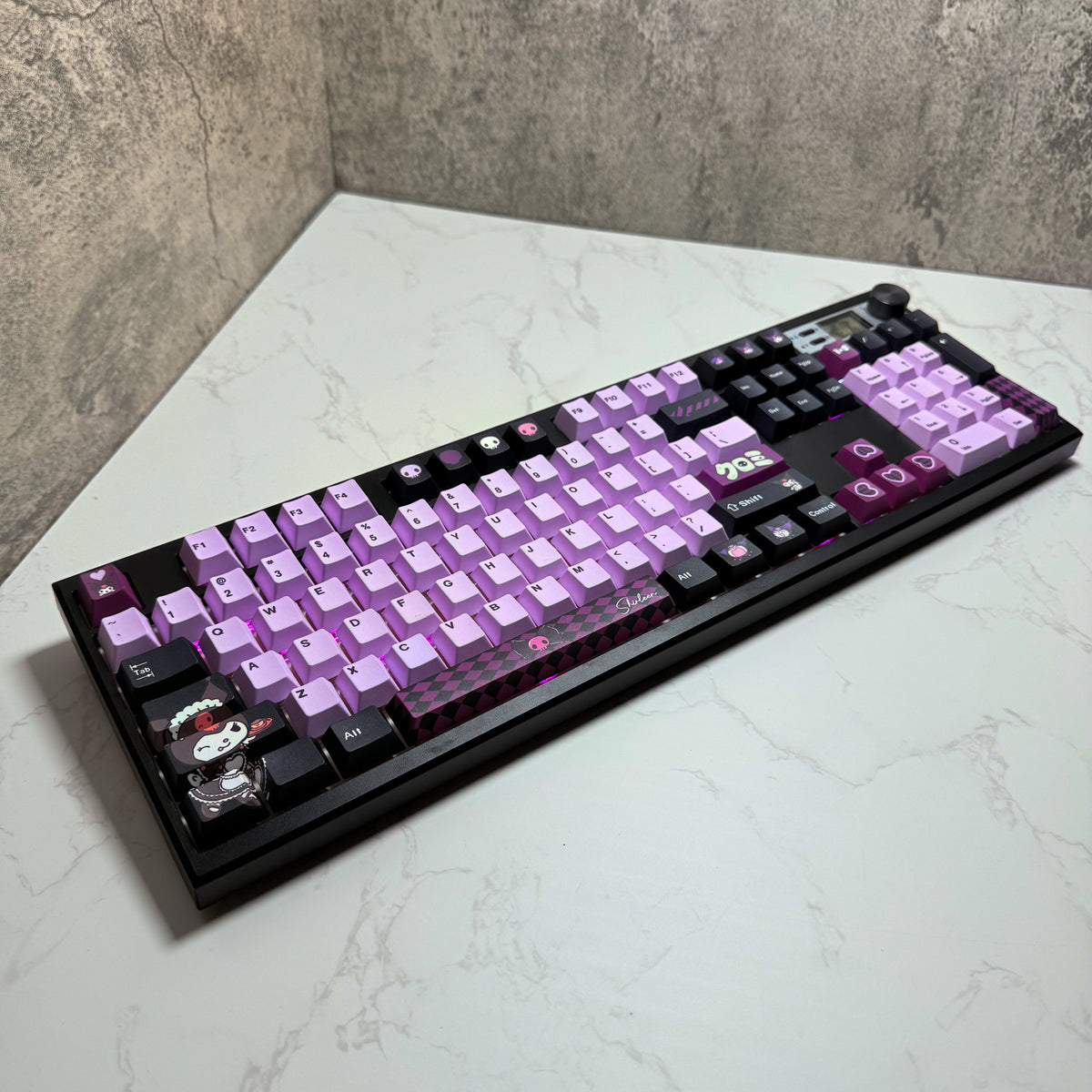 Rebel V2 keyboard back view showing connection ports